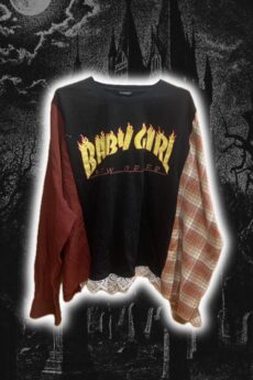Upcyklovaná oversized mikina 3XL s nápisem Baby Girl a asymetrickými rukávy Modifyed